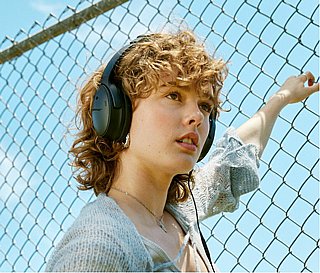 ������� ����� ����� �������� BOSE QC-HEADPHONES