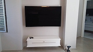 ��� 4K ������ "65 ��� UN65HU9000