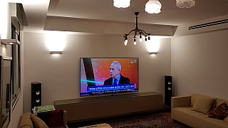 �������� 82 ���� 4K ������ ��� UN82MU8000 �����